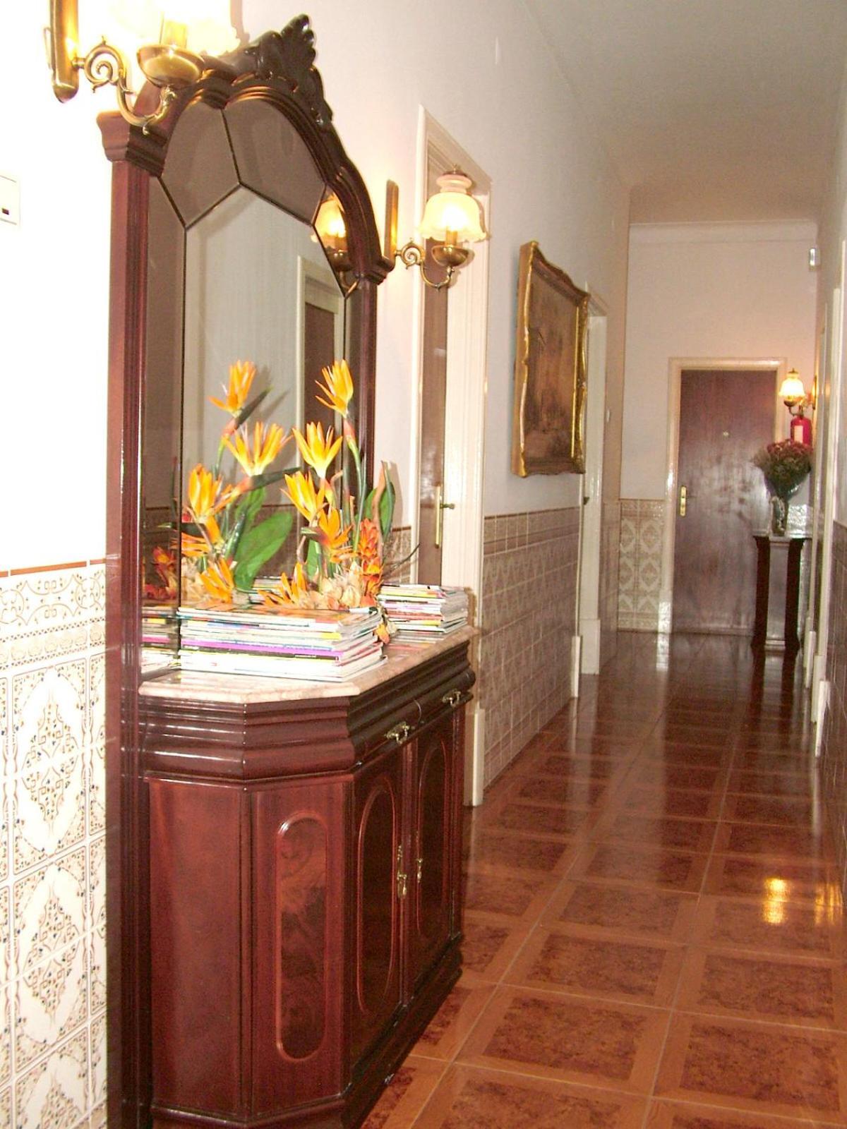 Residencial Valentina Hotell Lisboa Eksteriør bilde Interior of the hotel
